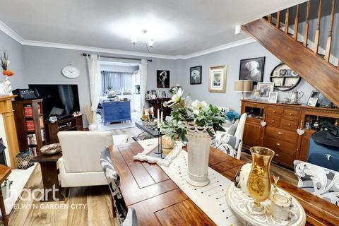 3 bedroom semi-detached house for sale, Gorseway, Hatfield
