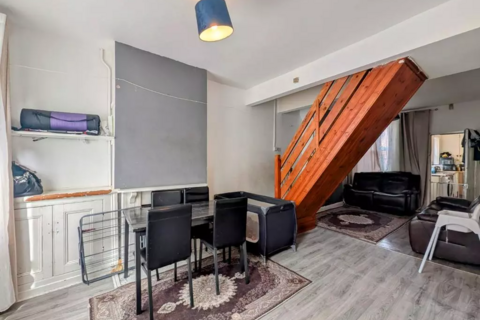 2 bedroom terraced house for sale, Leicester LE2