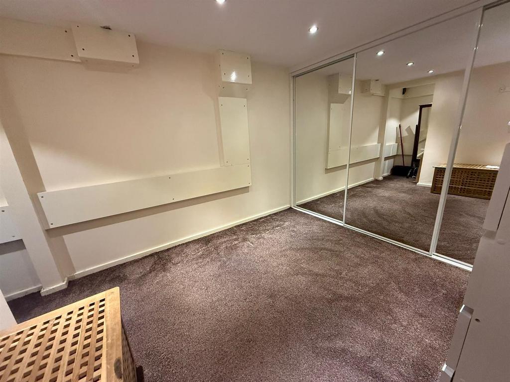 Whats App Image 2025-11-05 at 17.25.28.jpeg