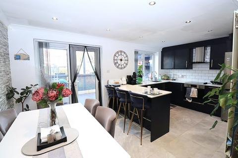 3 bedroom semi-detached house for sale, Institute Road, Aldershot GU12