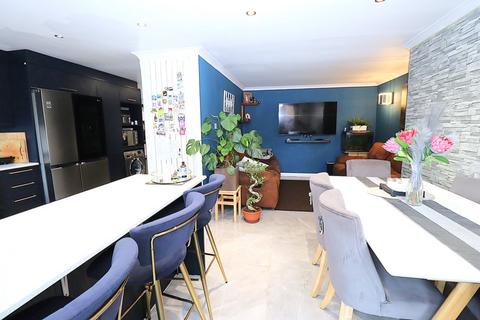 3 bedroom semi-detached house for sale, Institute Road, Aldershot GU12