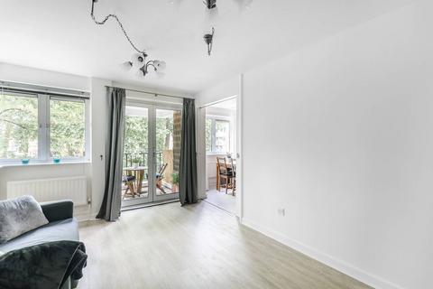 1 bedroom flat to rent, St Peters Court, Bloomsbury, London, WC1H