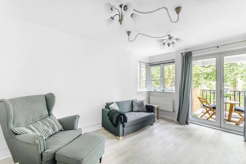 St Peters Court, Bloomsbury, London, WC1H
