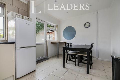 undefined, Hindhead Road, B14