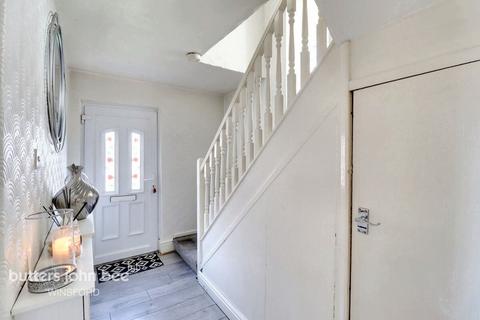 3 bedroom semi-detached house for sale, Heaton Square, Winsford