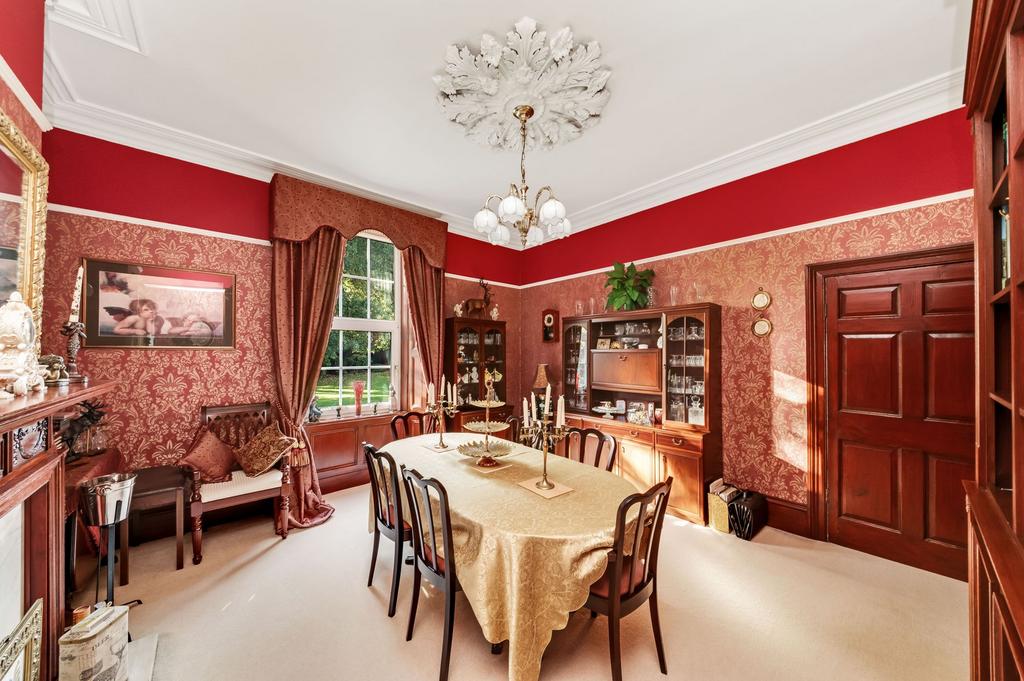 Second sitting room/dining room