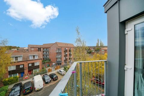 undefined, Drinkwater Road, Harrow HA2
