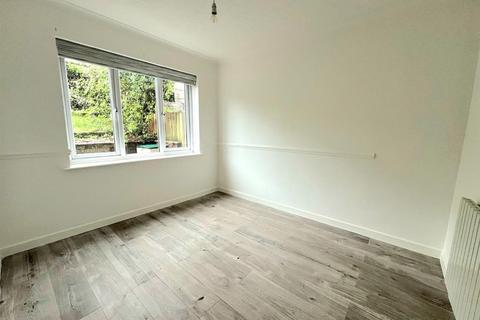 3 bedroom semi-detached house for sale, Brynmead Close, Sketty, Swansea