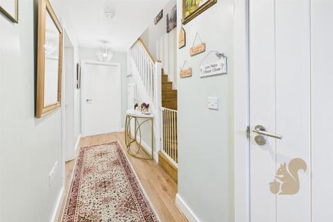 3 bedroom semi-detached house for sale, The Sidings, Stowmarket IP14