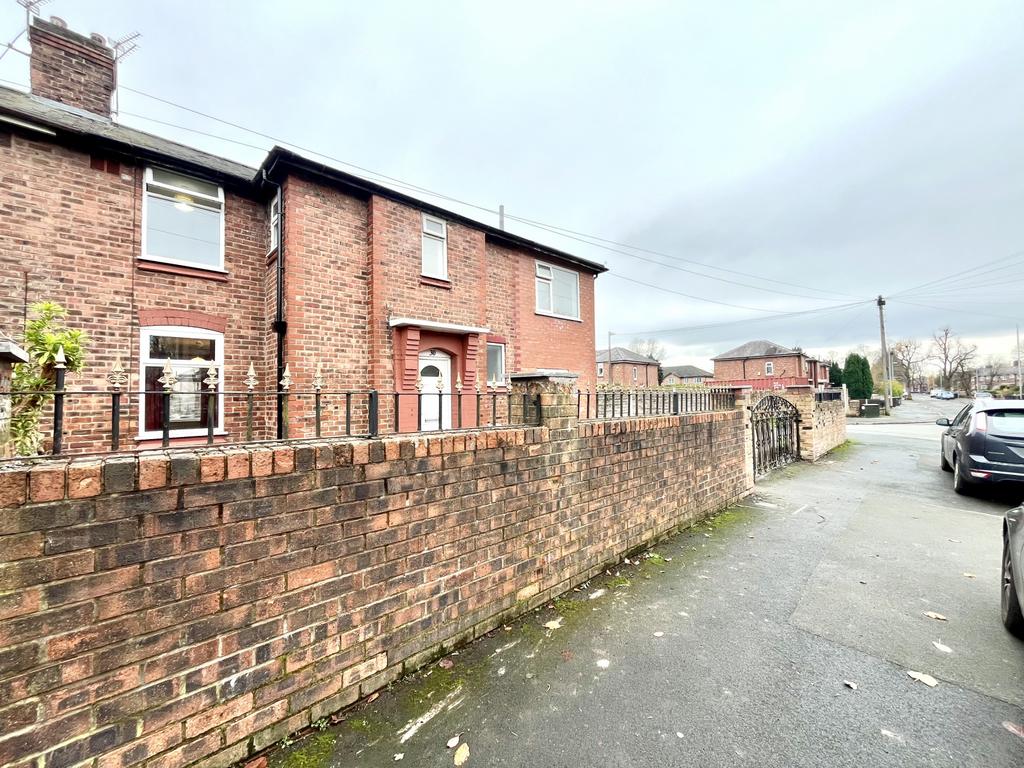 4 Bedroom Semi Detached for Sale