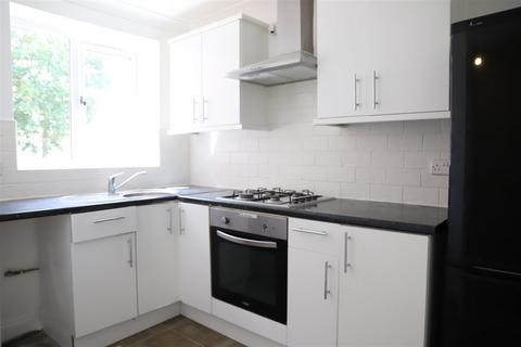 undefined, Tanglewood Close, Uxbridge UB10