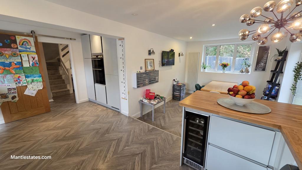 Kitchen area