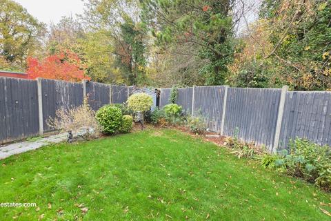 4 bedroom semi-detached house for sale, Darwin Close, New Southgate N11