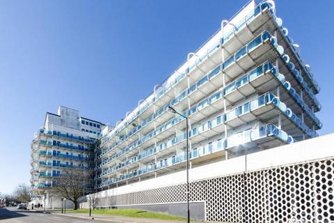 2 bedroom flat to rent, Platinum House, Lyon Road, Harrow, HA1