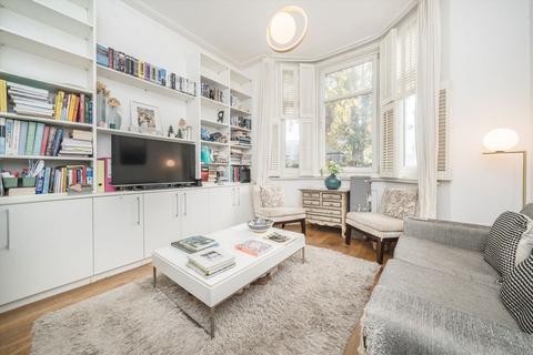 2 bedroom flat to rent, Cranbrook Road, London W4