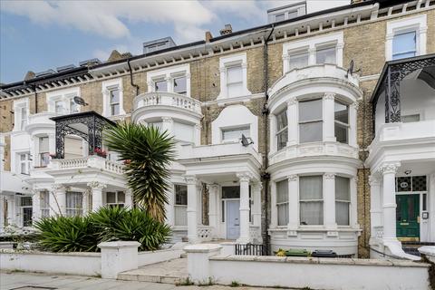 1 bedroom flat for sale, Sinclair Road, Kensington Olympia W14