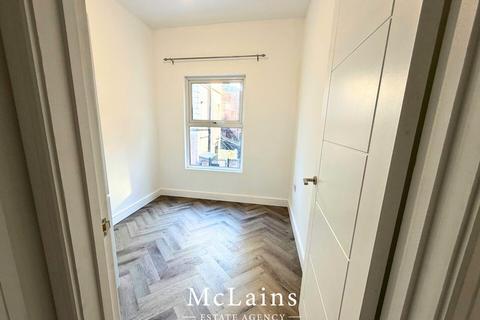 2 bedroom flat to rent, Peel Street, Luton