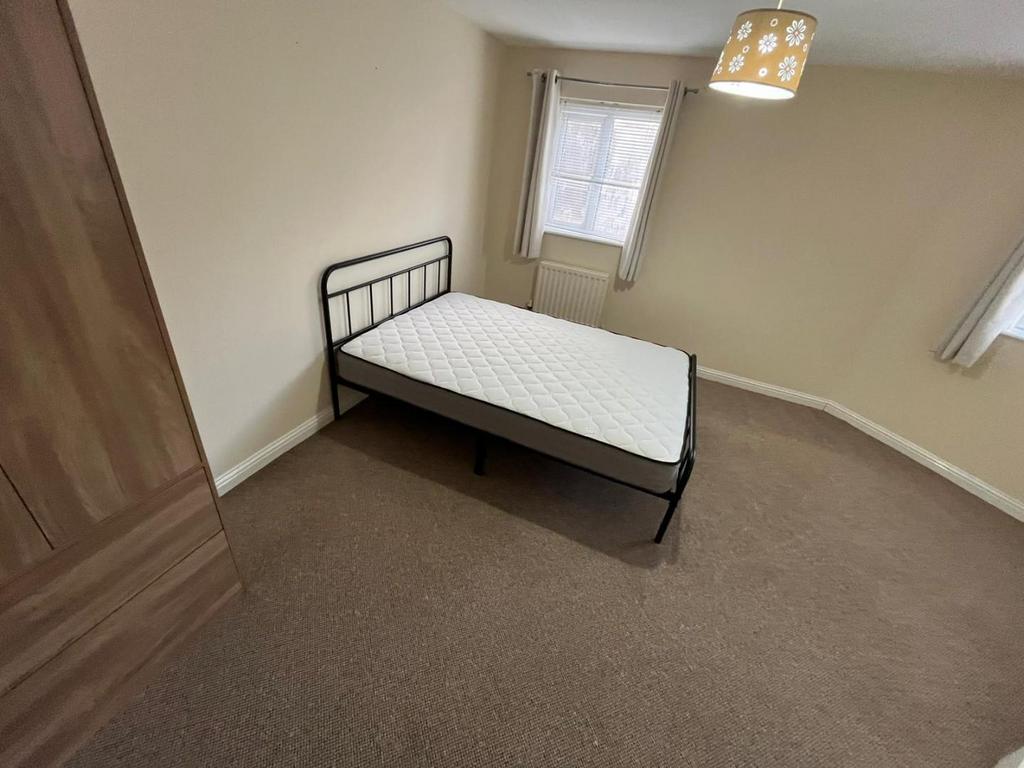 Mater bedroom