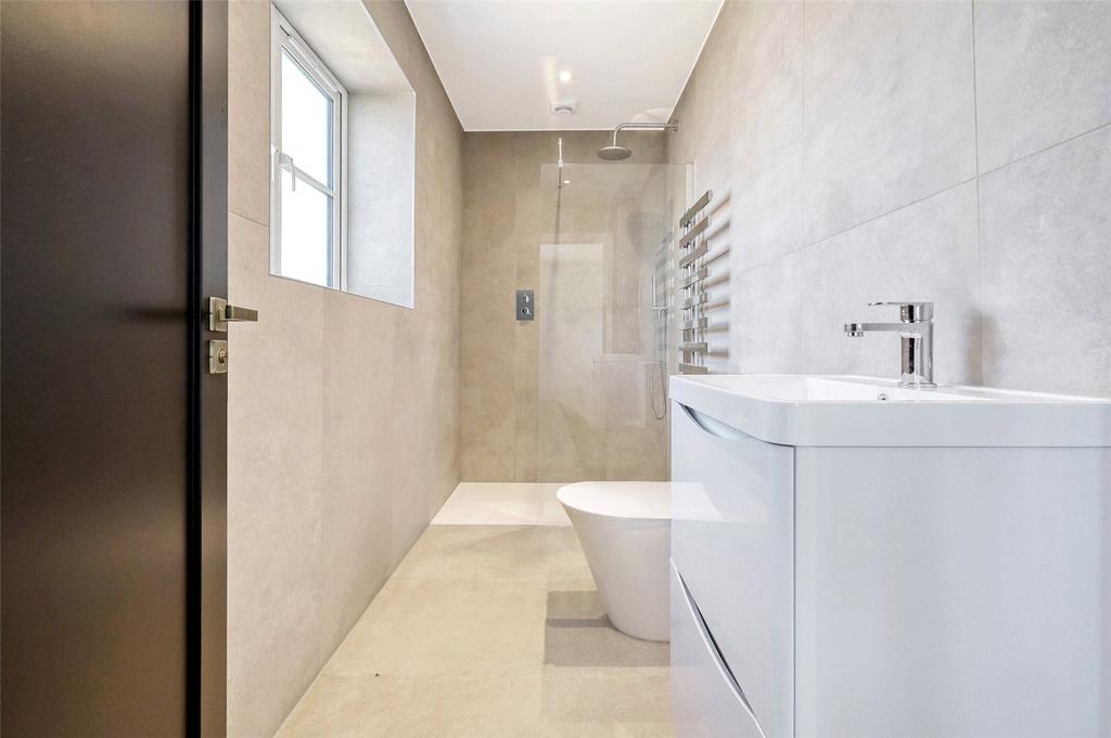 Example En Suite