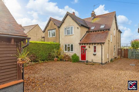 undefined, Hilltop, Dodford NN7