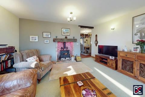 undefined, Hilltop, Dodford NN7