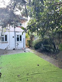2 Conway Grove, London, W3 6UJ