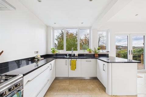 undefined, St. Andrews Road, Coulsdon CR5