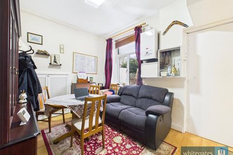 4 bedroom terraced house for sale, John Street, Denholme, Bradford, West Yorkshire, BD13