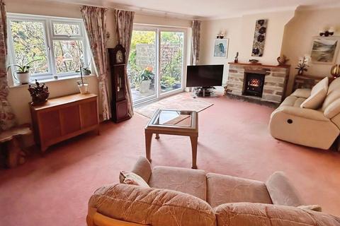 3 bedroom detached house for sale, Whitchurch Road, Yelverton, PL20