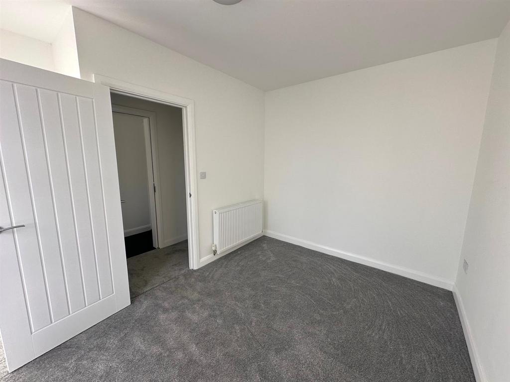Living room ..jpg