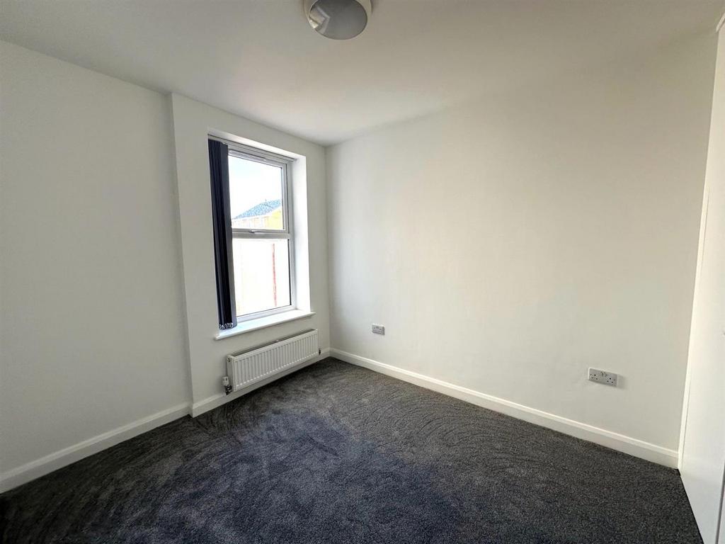 Bedroom .jpg