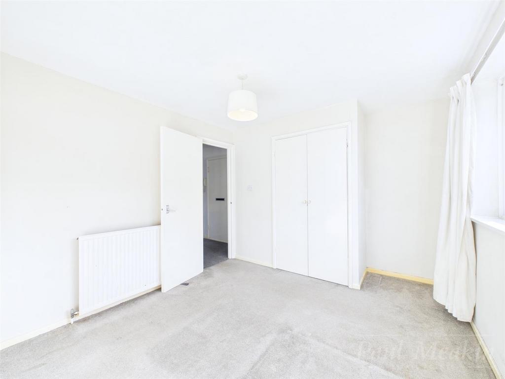 Bedroom..jpg