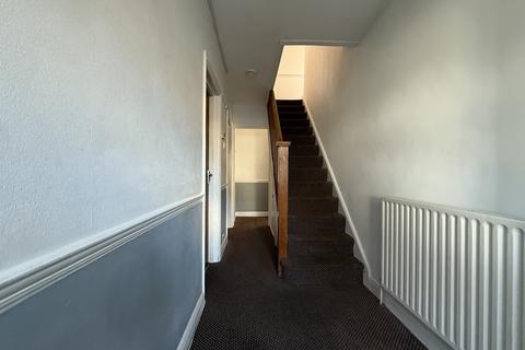 undefined, Waverley Avenue, Twickenham TW2