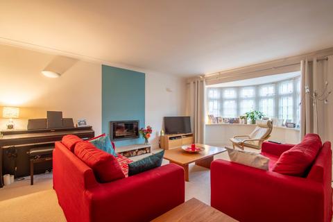 undefined, Shaftesbury Avenue, Stourbridge, West Midlands, DY9