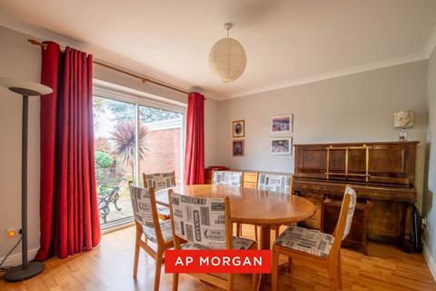 4 bedroom detached house for sale, Shaftesbury Avenue, Stourbridge, West Midlands, DY9
