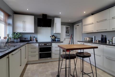 3 bedroom detached house for sale, Elmlea Road, Kings Stanley, Stonehouse