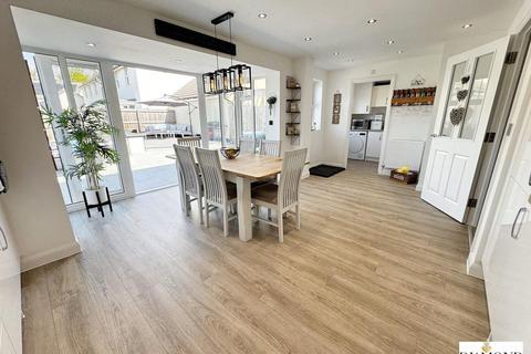 undefined, Sandy Place, Tiverton, EX16