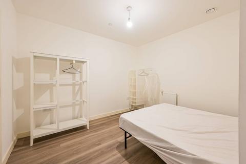 undefined, Pier Court, Plaistow, London, E13