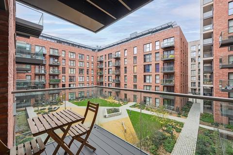 undefined, Pier Court, Plaistow, London, E13