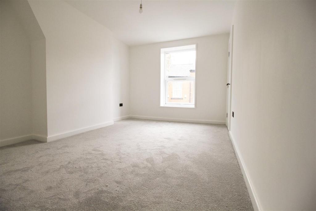 Bedroom 2.jpg