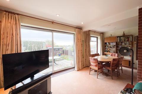 3 bedroom semi-detached house for sale, Benfleet SS7