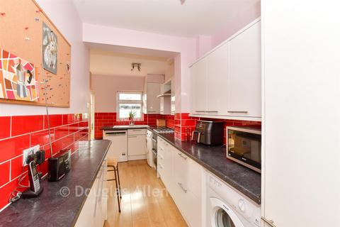 3 bedroom terraced house for sale, Ilfracombe Gardens, Chadwell Heath, Essex