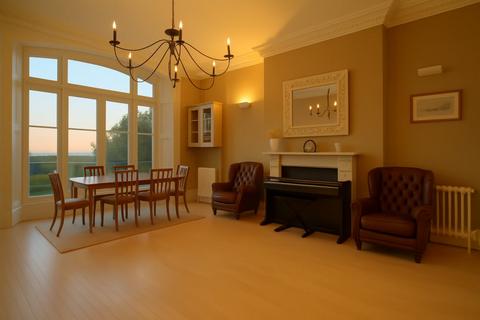 3 bedroom flat to rent, Grove Hall, West Grove, London, SE10