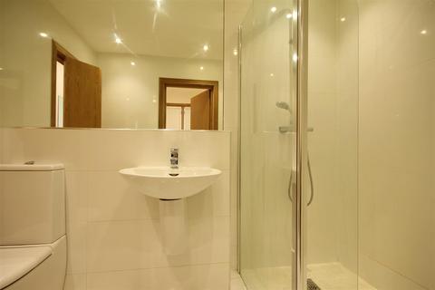 2 bedroom apartment to rent, Murton House, Newcastle Upon Tyne