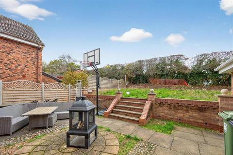 4 bedroom detached house for sale, 30 Nine Days Lane, Wirehill, Redditch, Worcestershire, B98 7TE