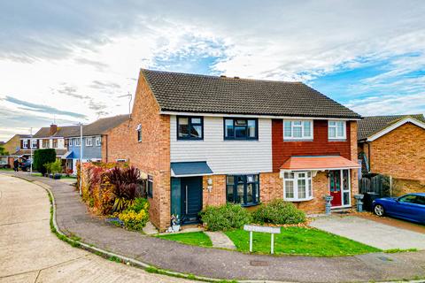 undefined, Challock Lees, Basildon, SS13