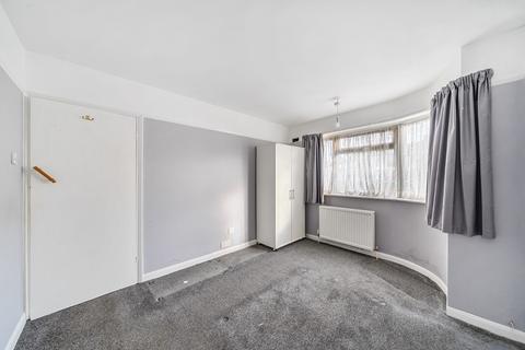 2 bedroom semi-detached house for sale, Erith Crescent, Greater London RM5