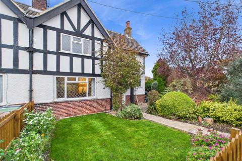 9 Lime Grove, Chinnor, OX39 4PN