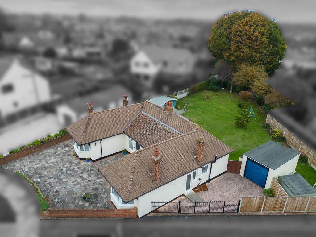 Side view with Garden 1 B and W