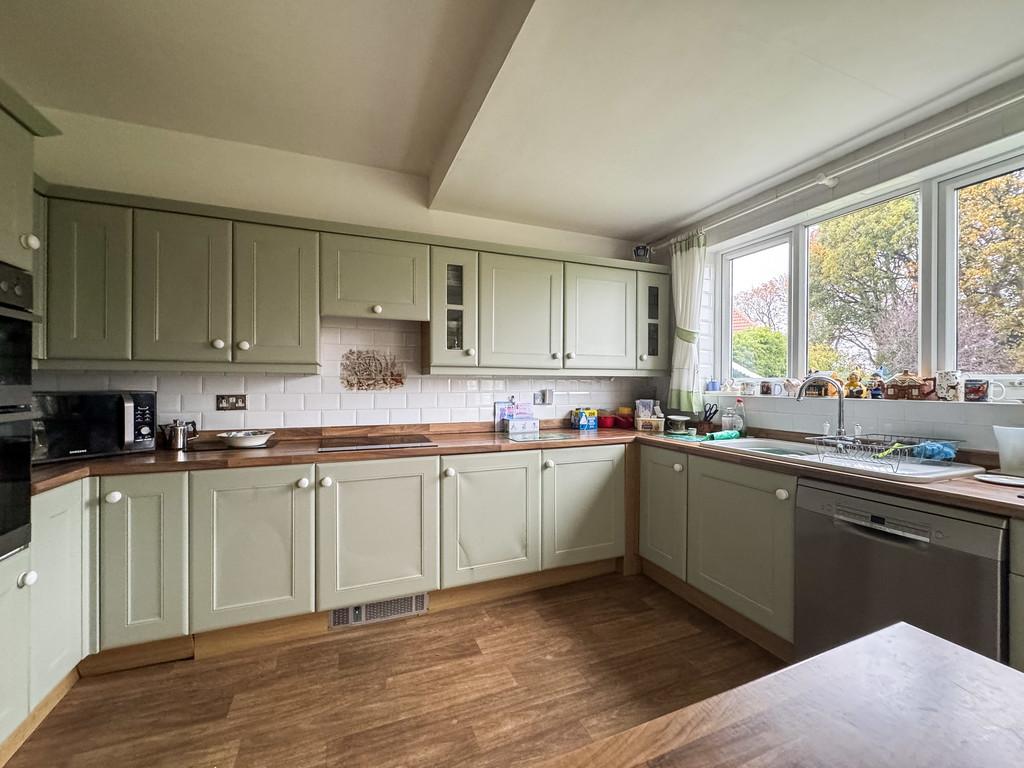 Kitchen LR